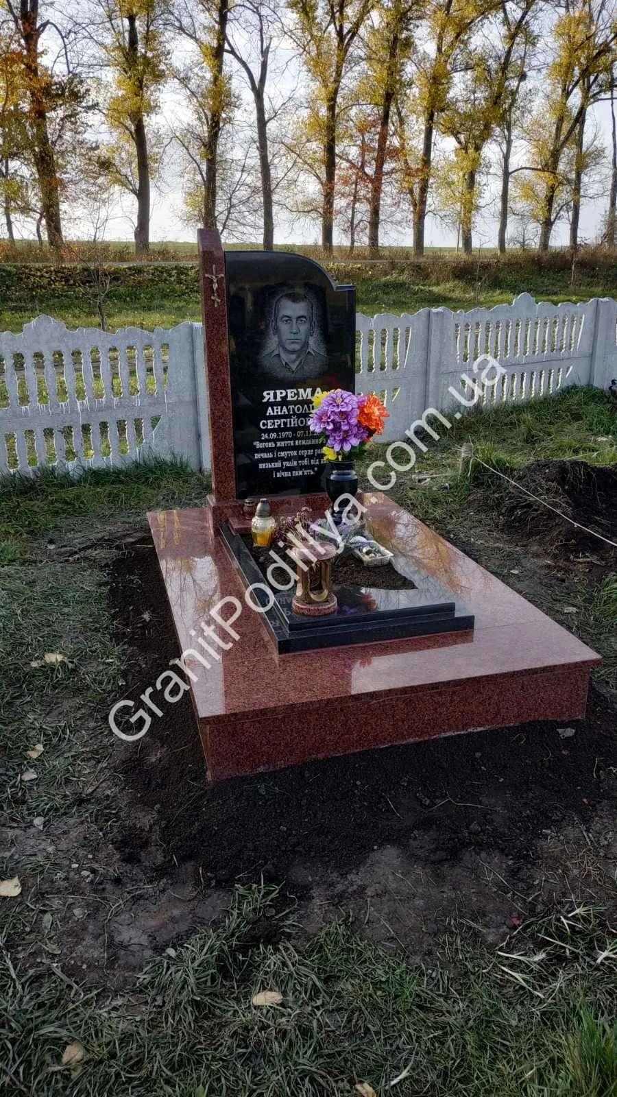 Подвійний пам'ятник з граніту - Кам'янець-Подільський | GranitPodillya